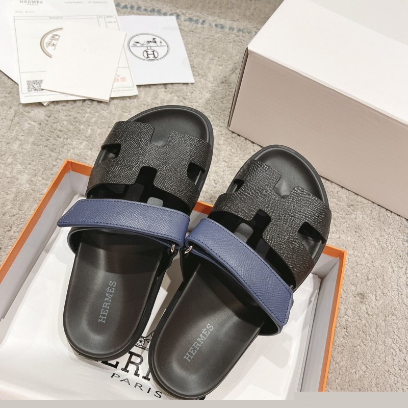 H**mes slippers